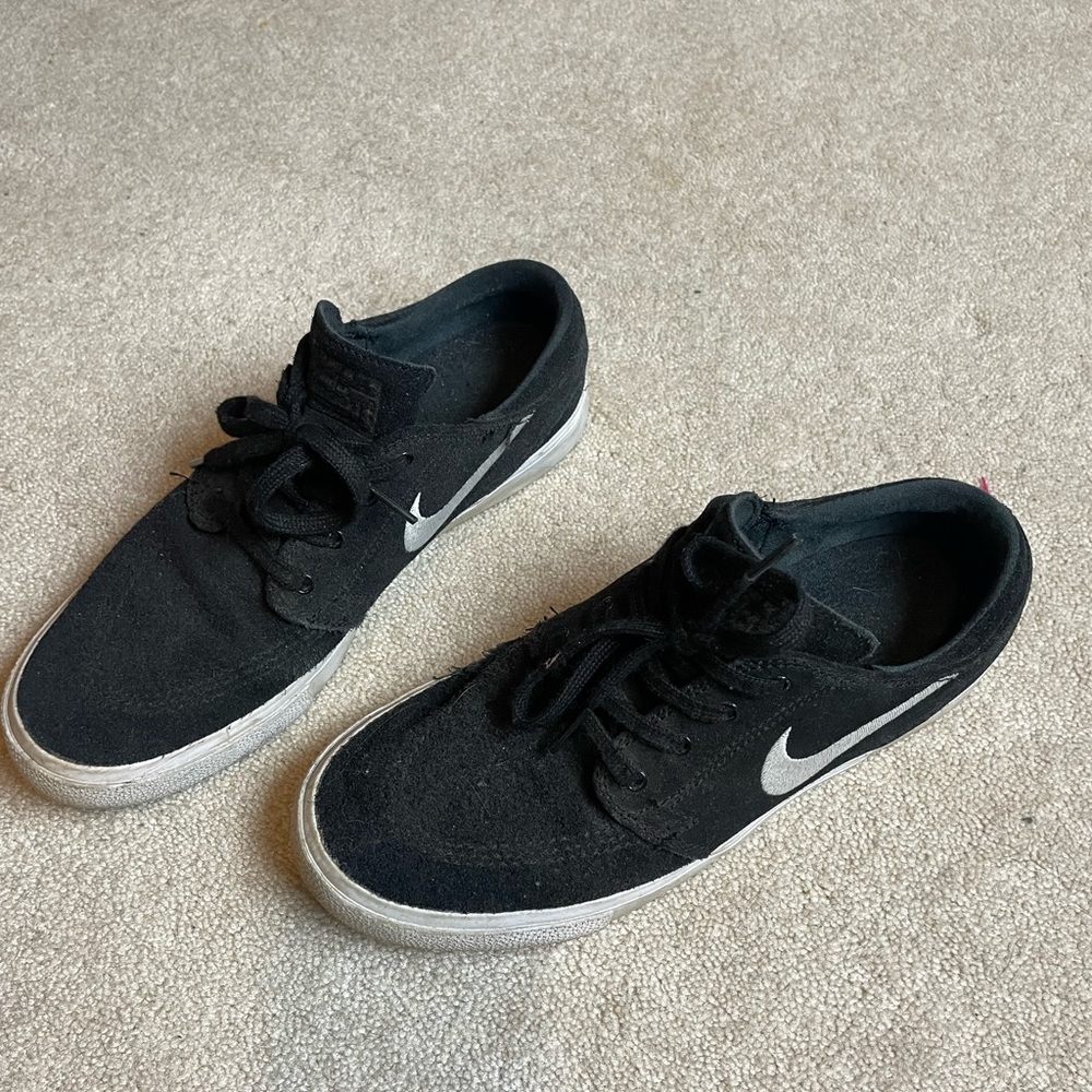 Nike canvas shoe